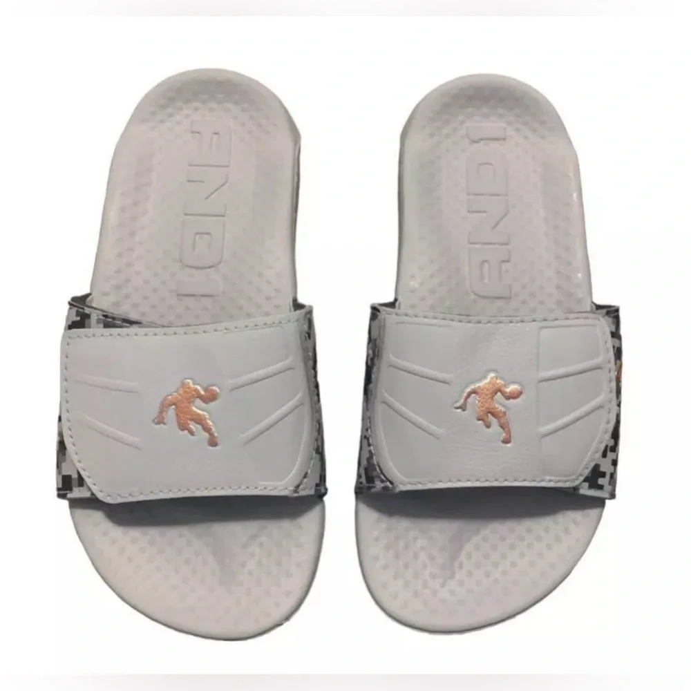 BUNDLES for children size 6-7years, includes flip flops, Spider Man pajama - Picture 3 of 3